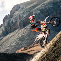 450 EXC-F MY 17 Sixdays Action 02